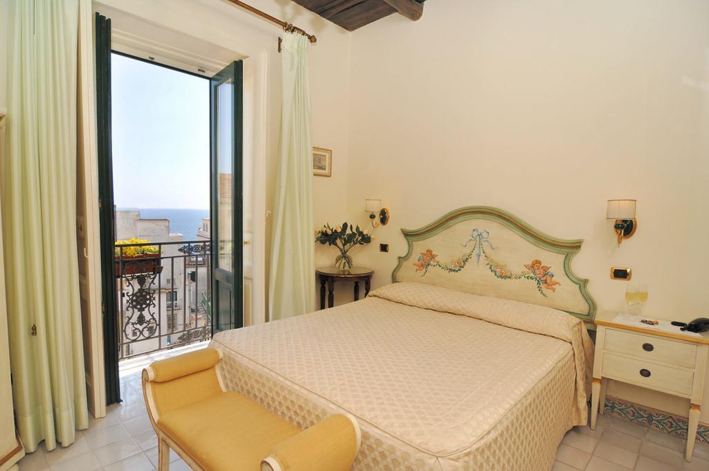 Residenza Del Duca Amalfi Oda fotoğraf