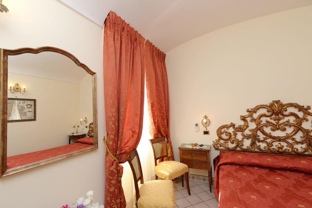 Residenza Del Duca Amalfi Oda fotoğraf
