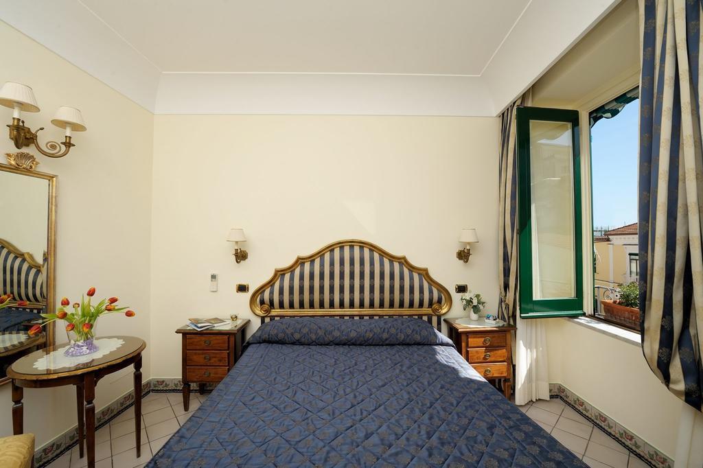Residenza Del Duca Amalfi Oda fotoğraf