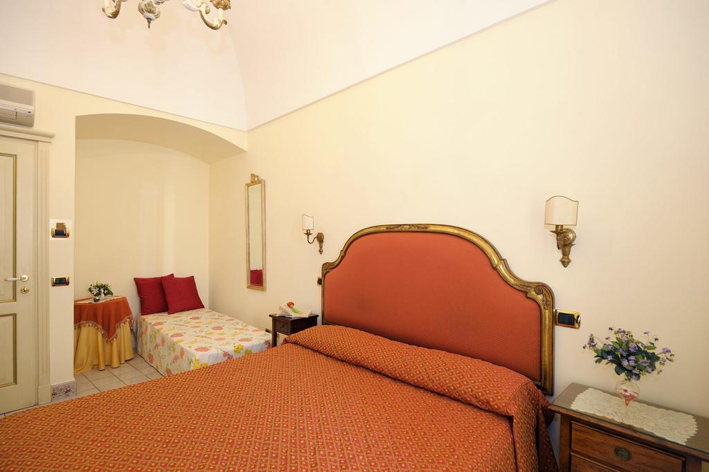 Residenza Del Duca Amalfi Oda fotoğraf