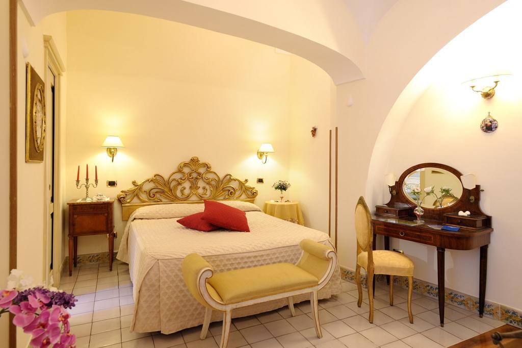 Residenza Del Duca Amalfi Oda fotoğraf