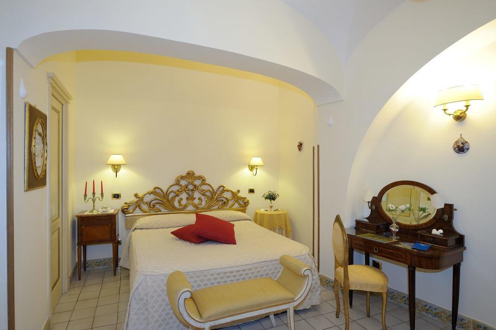 Residenza Del Duca Amalfi Oda fotoğraf